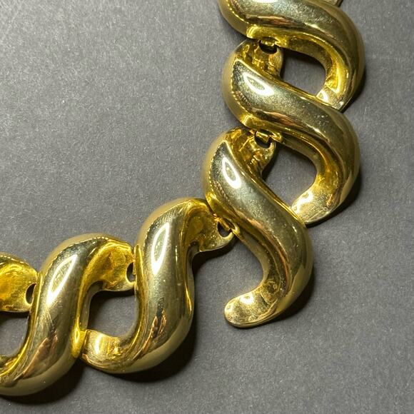 Vintage Chucky Swirl Chain Link Gold Tone Collar Necklace Mod Wide Unsigned - Picture 4 of 7